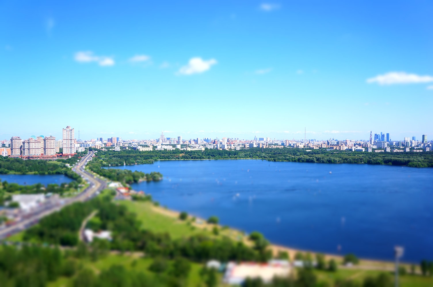 Крыша у залива